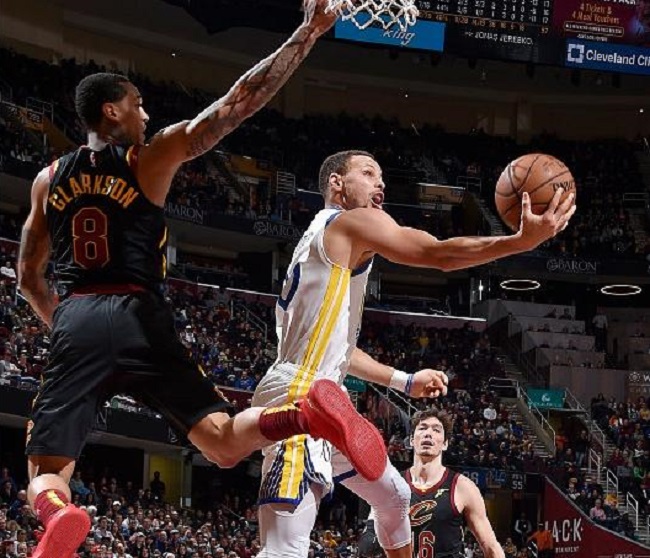 而在接发球 而在接发球