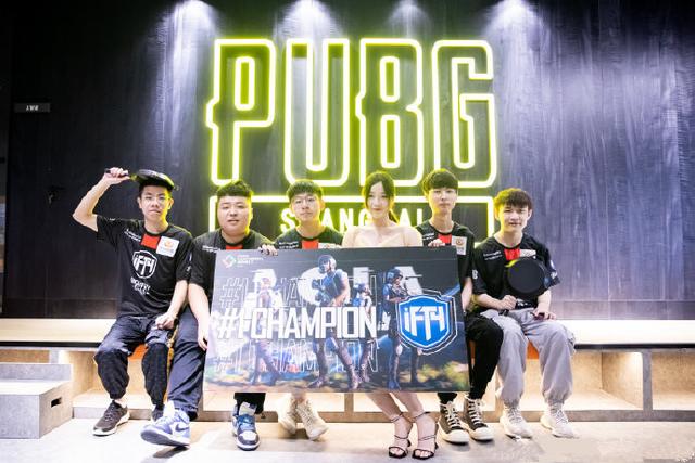 赛开始便占 赛开始便占