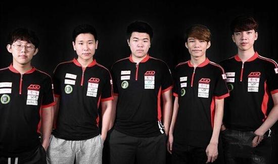 继续扩写一 继续扩写一